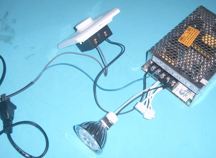 What is TRIAC Dimmer(TRIAC Dimmer vs. 0/110v)